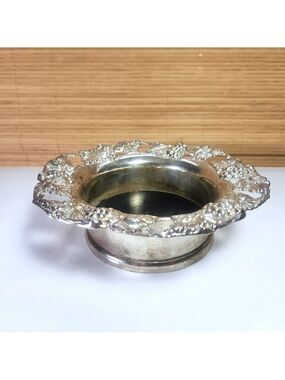 Vintage Wine Bottle Coaster Godinger Silver Plated1988 Grape & Leaf Design 7"